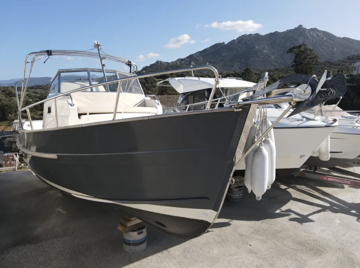 Rhea Marine 750 Open