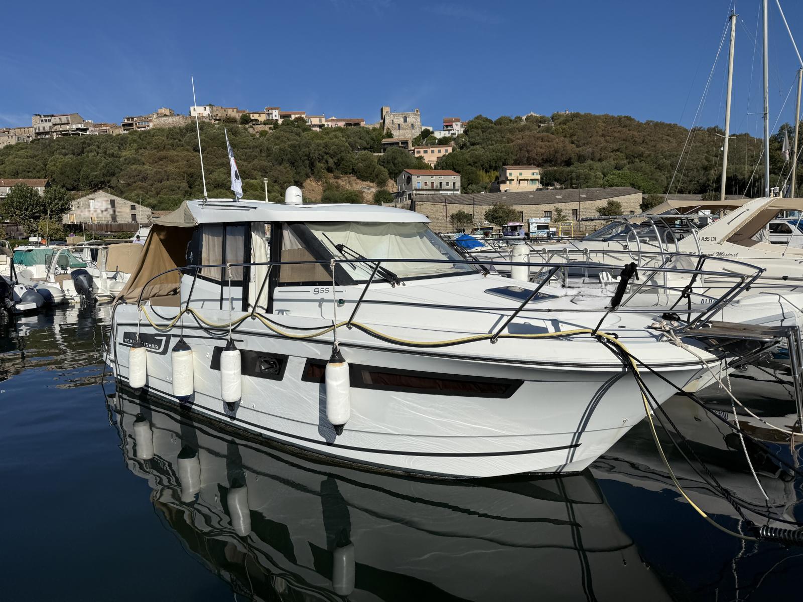 Jeanneau Merry Fisher 855