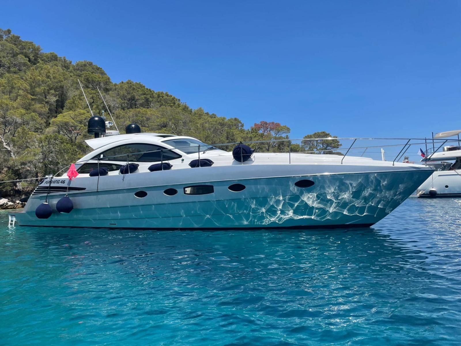 Pershing 46'