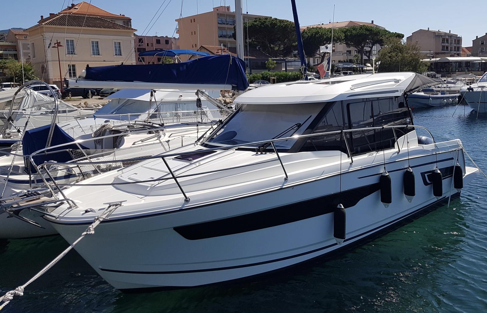 Jeanneau Merry Fisher 895